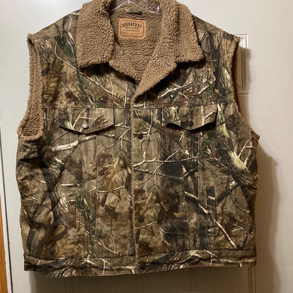 Levi’s Signature Camo Sherpa-Lined Utility Vest - Brown/Green 3X